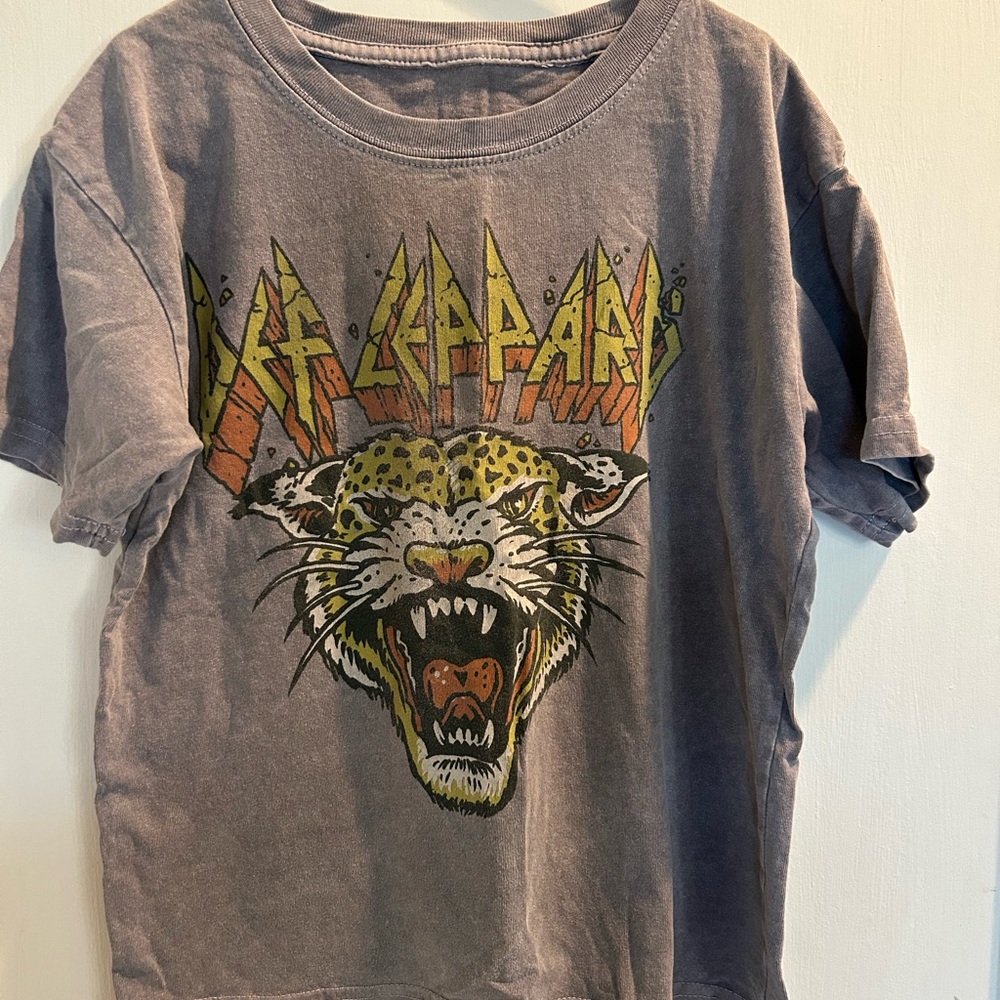 Marvel Gray Short Sleeve Tee with Iconic Design